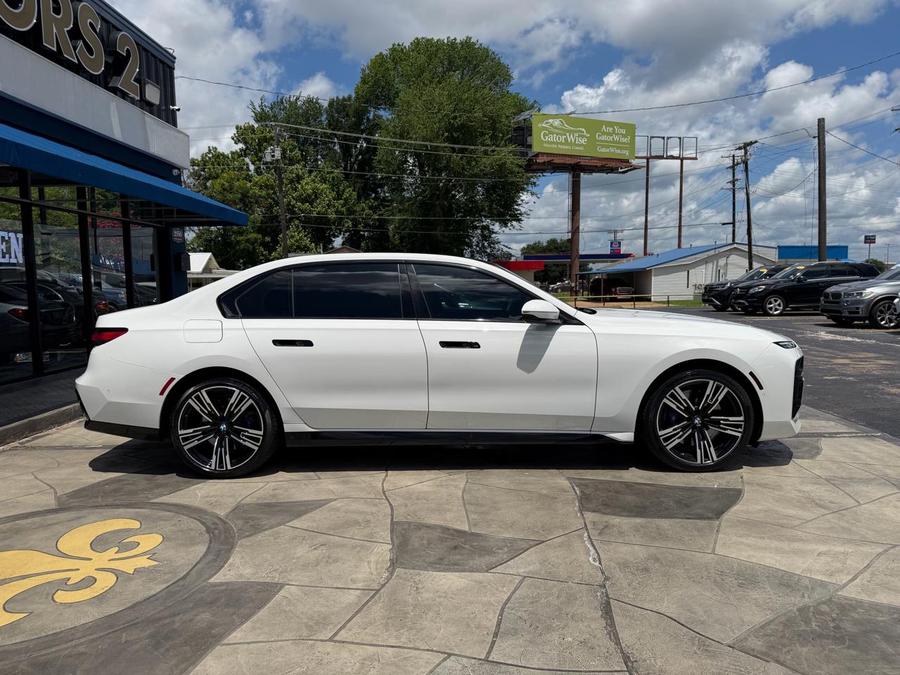 BMW 7-Series 740i 2023