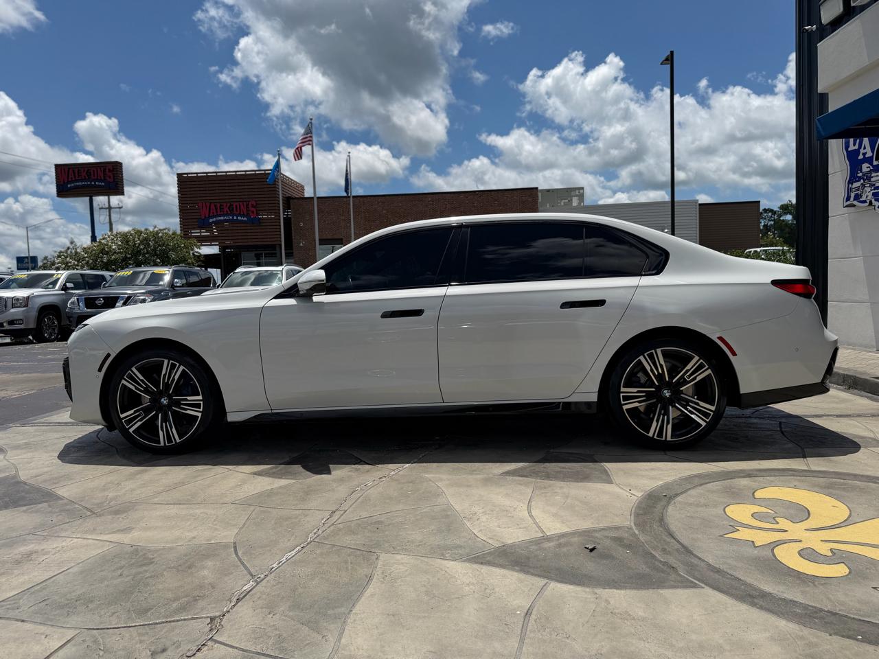 BMW 7-Series 740i 2023