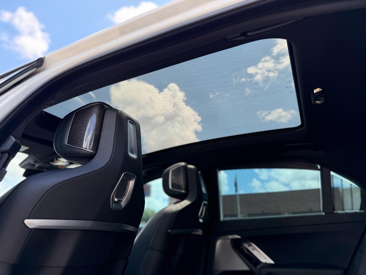 BMW 7-Series 740i 2023