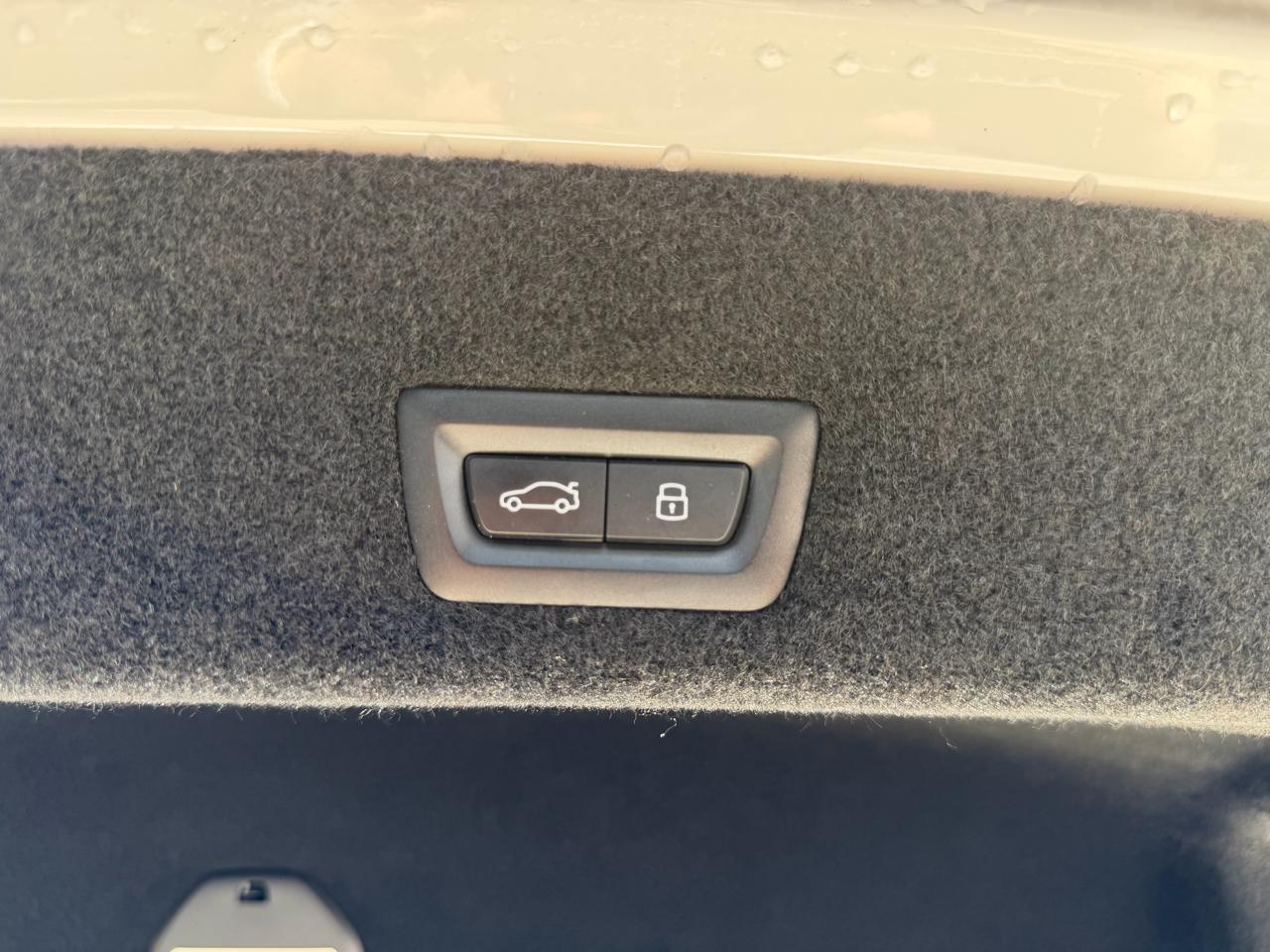 BMW 7-Series 740i 2023