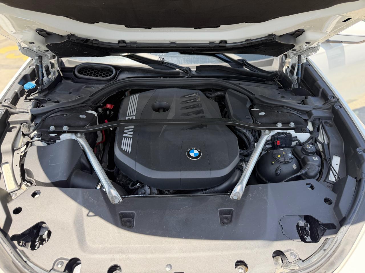 BMW 7-Series 740i 2023