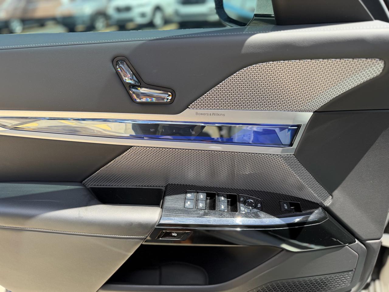 BMW 7-Series 740i 2023