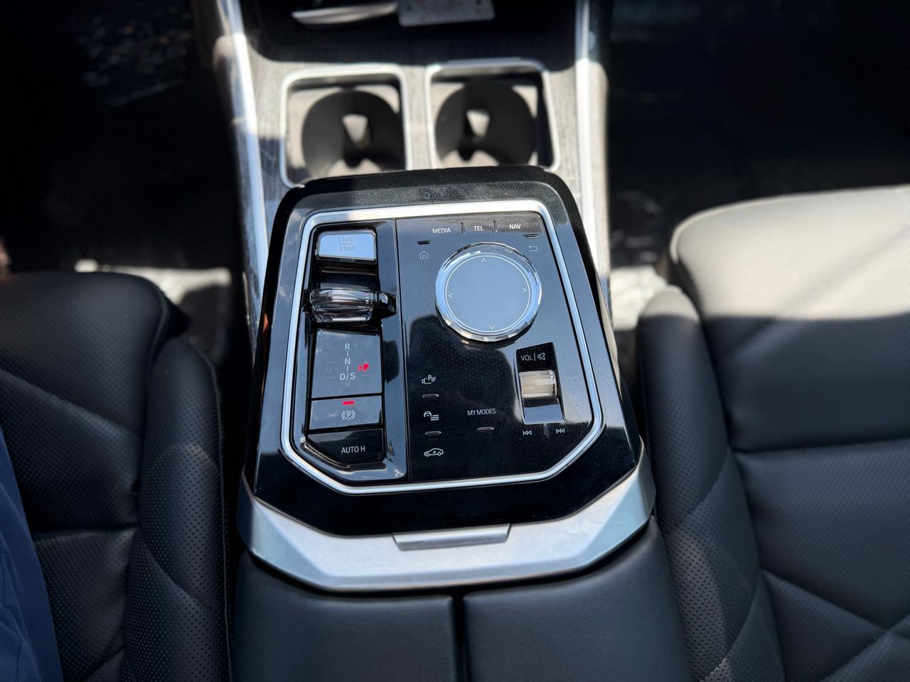 BMW 7-Series 740i 2023