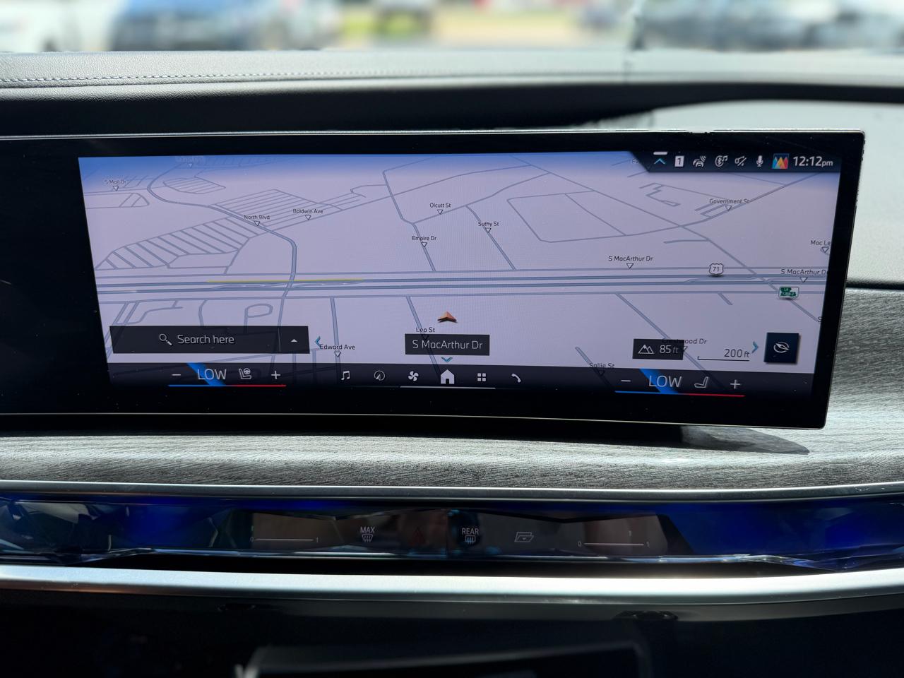 BMW 7-Series 740i 2023