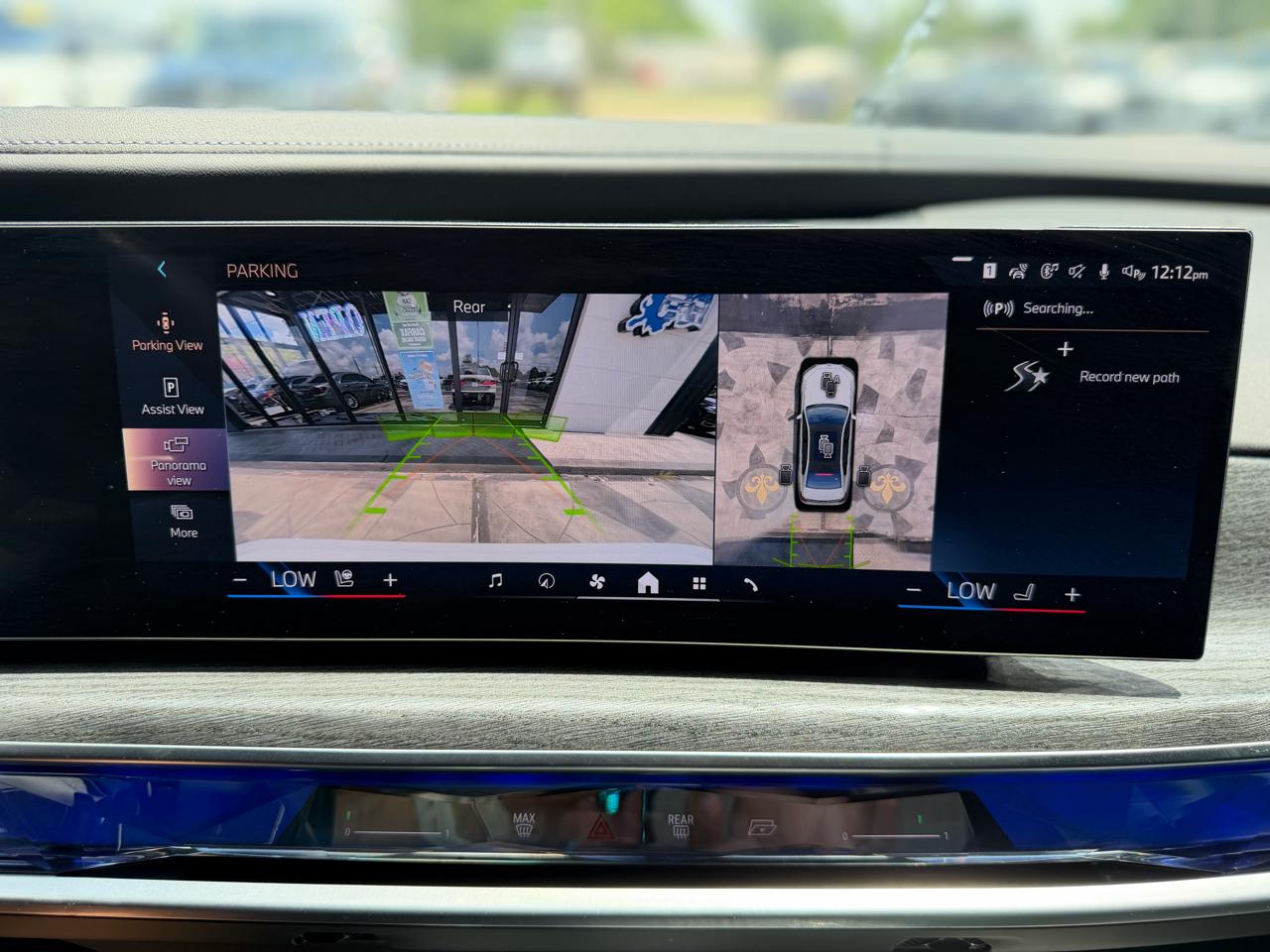 BMW 7-Series 740i 2023