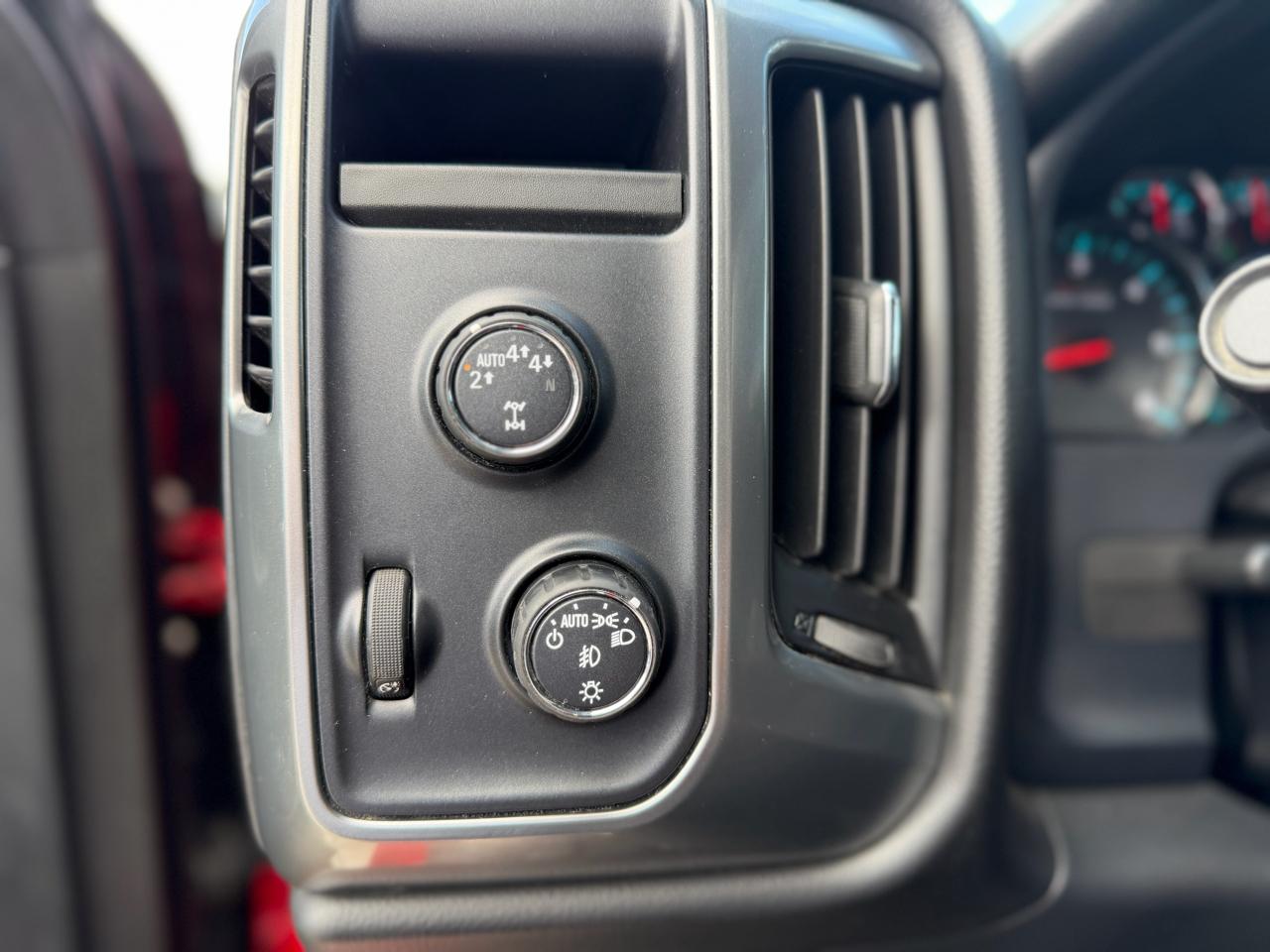 Chevrolet Silverado 1500 LT 4WD 2017
