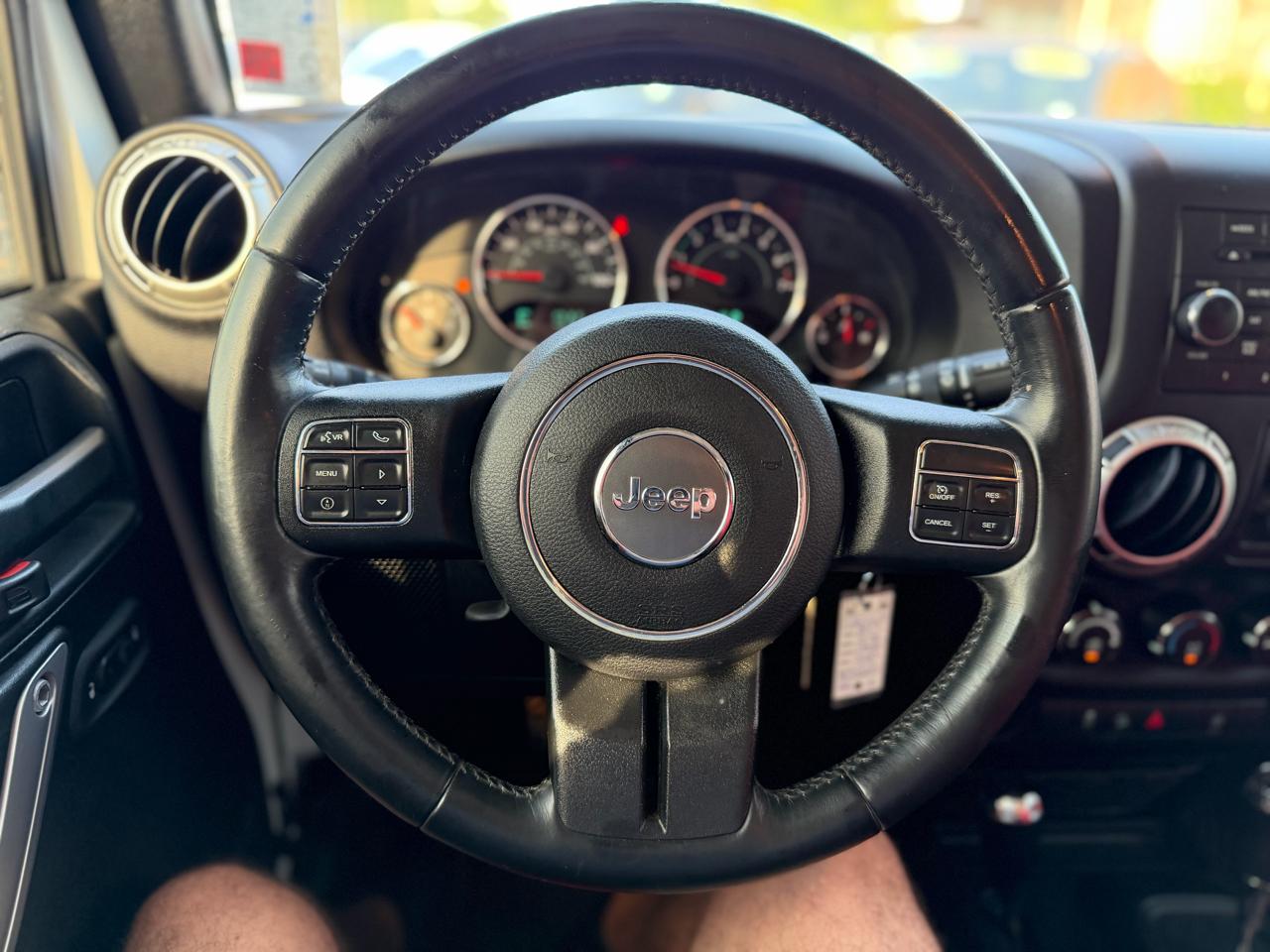 Jeep Wrangler Unlimited Sahara 4WD 2017