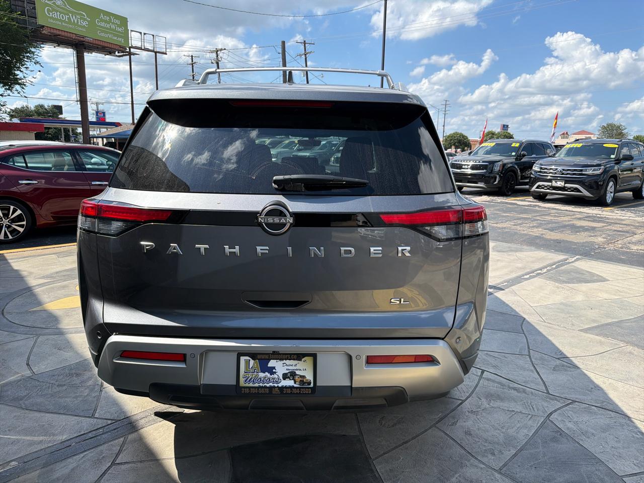 Nissan Pathfinder SL 2023