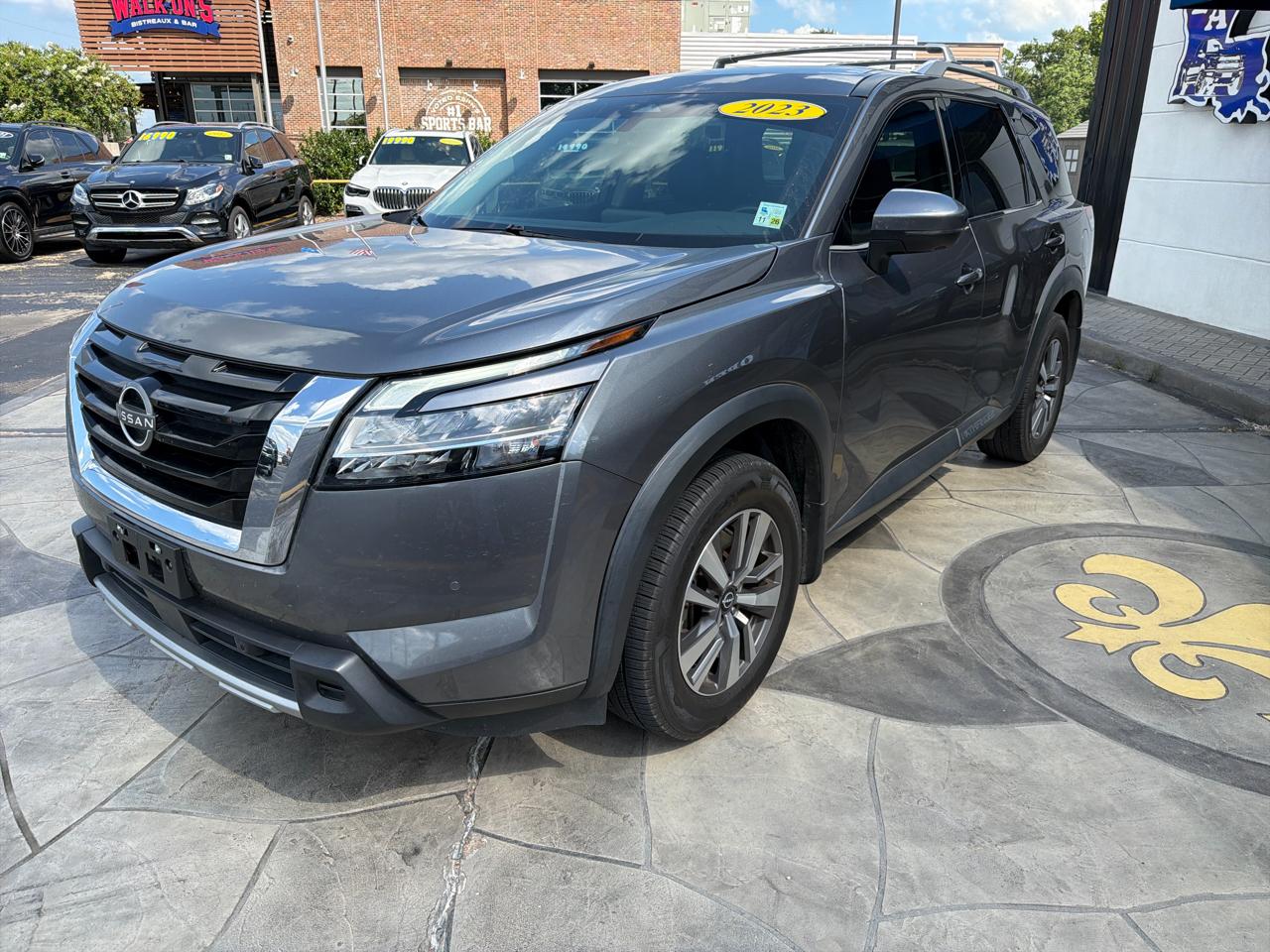 Nissan Pathfinder SL 2023