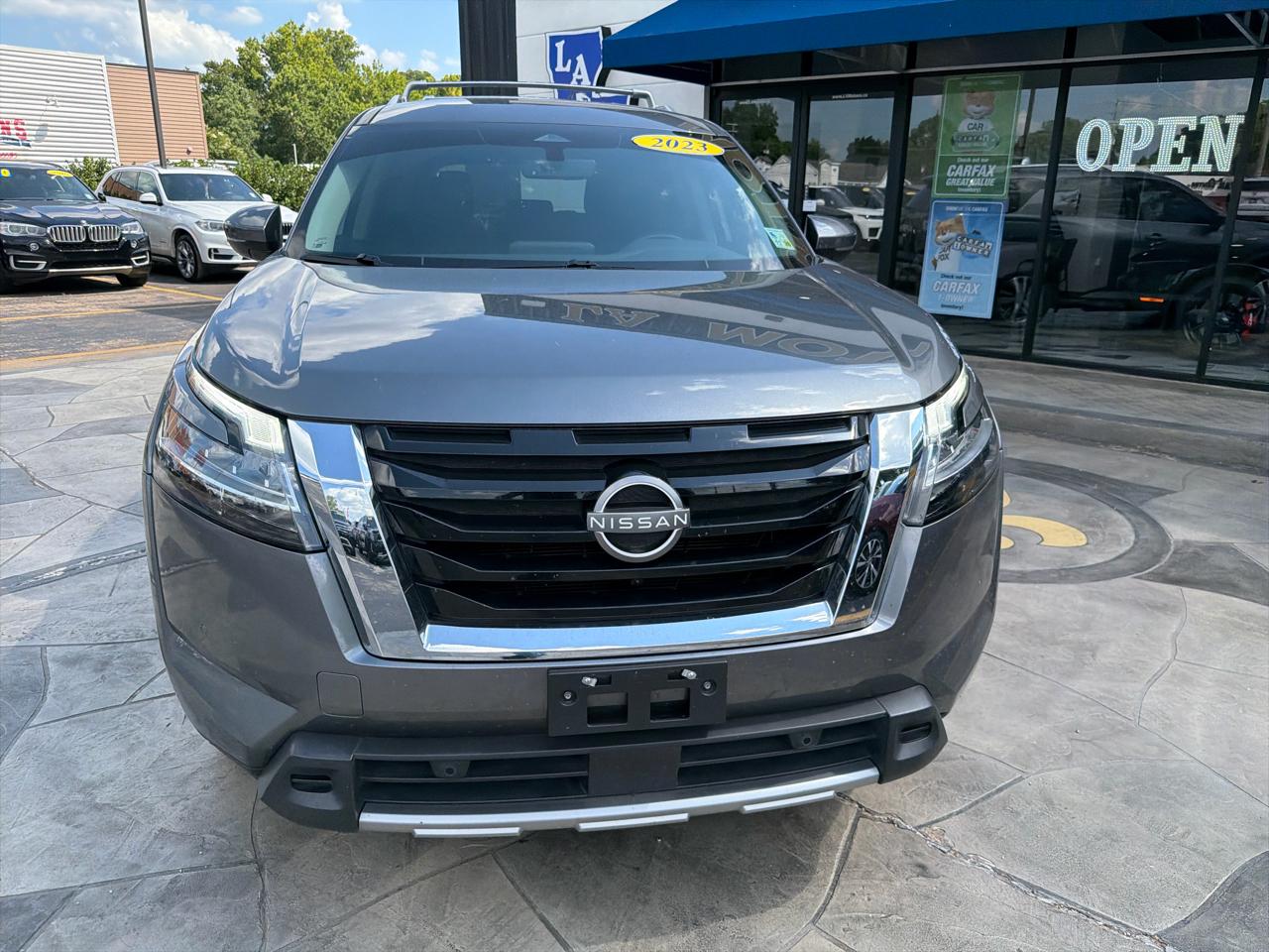 Nissan Pathfinder SL 2023