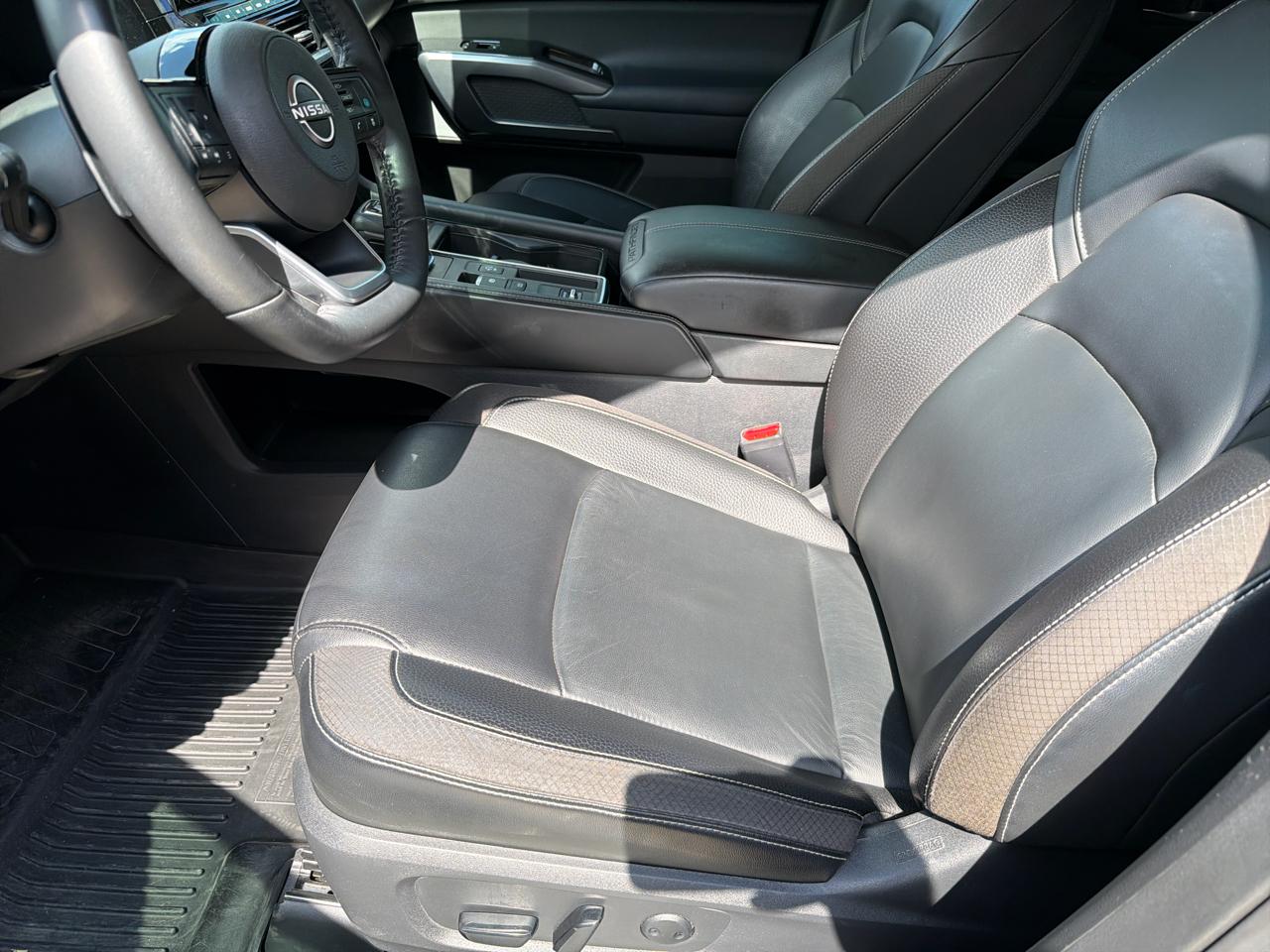 Nissan Pathfinder SL 2023