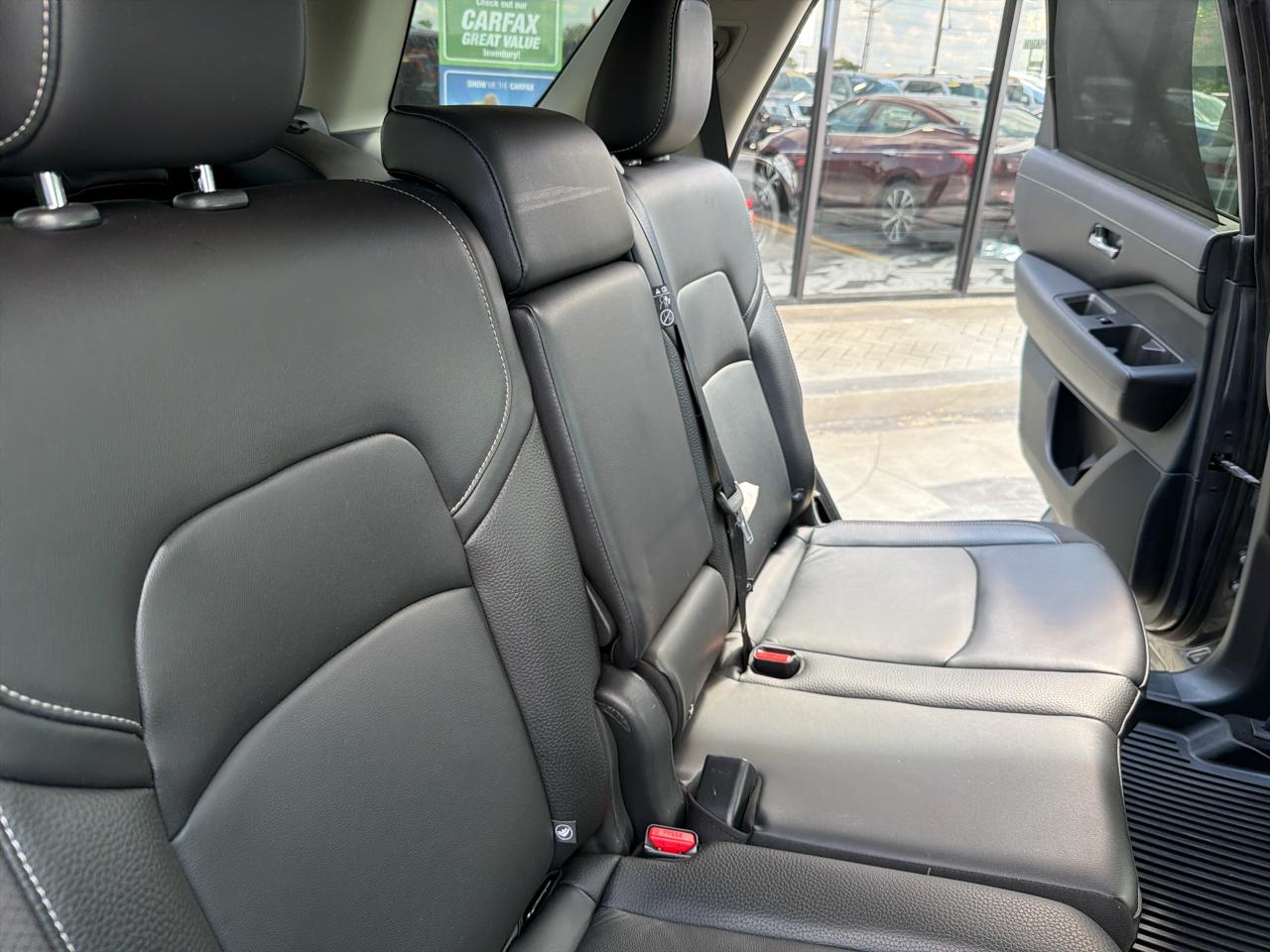 Nissan Pathfinder SL 2023
