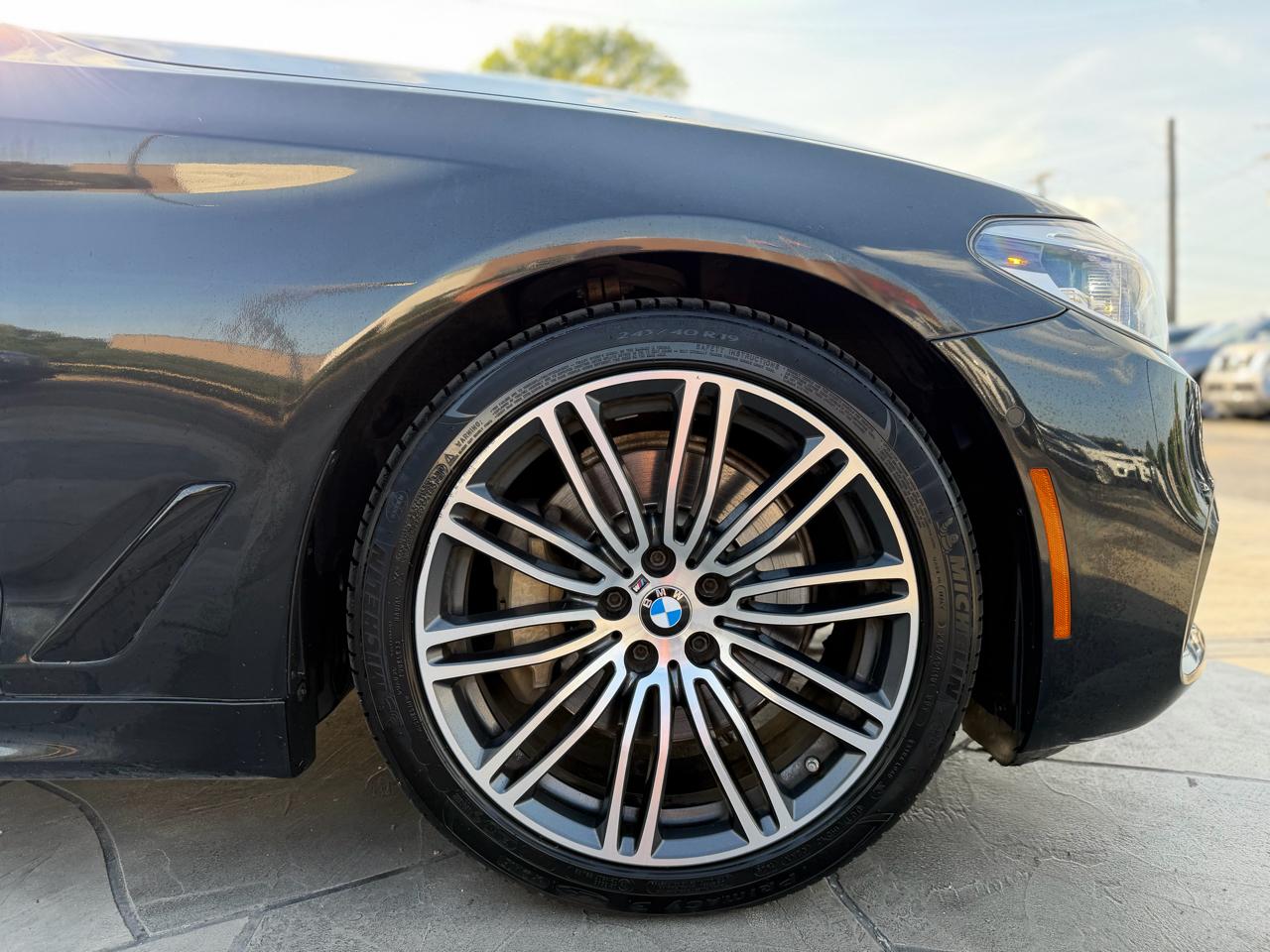 BMW 5-Series 540i 2017