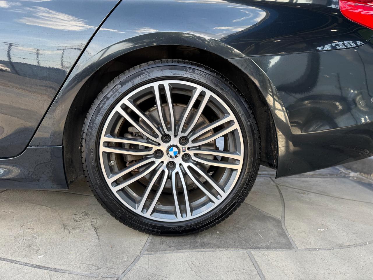BMW 5-Series 540i 2017