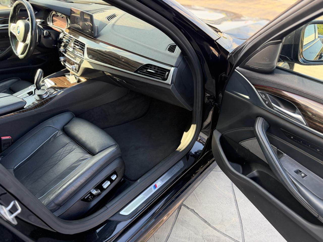 BMW 5-Series 540i 2017