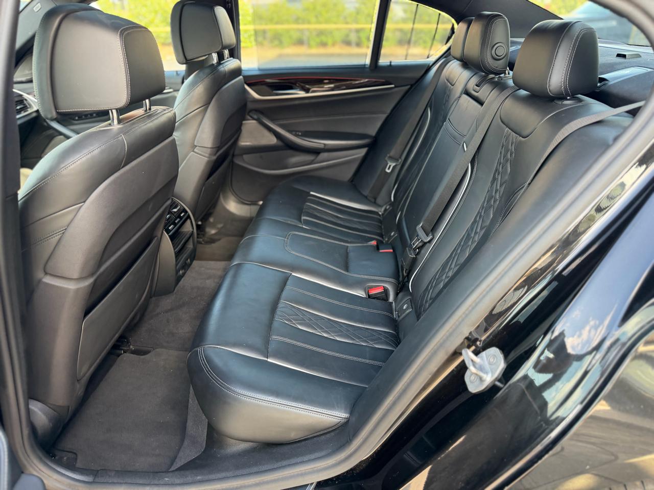 BMW 5-Series 540i 2017