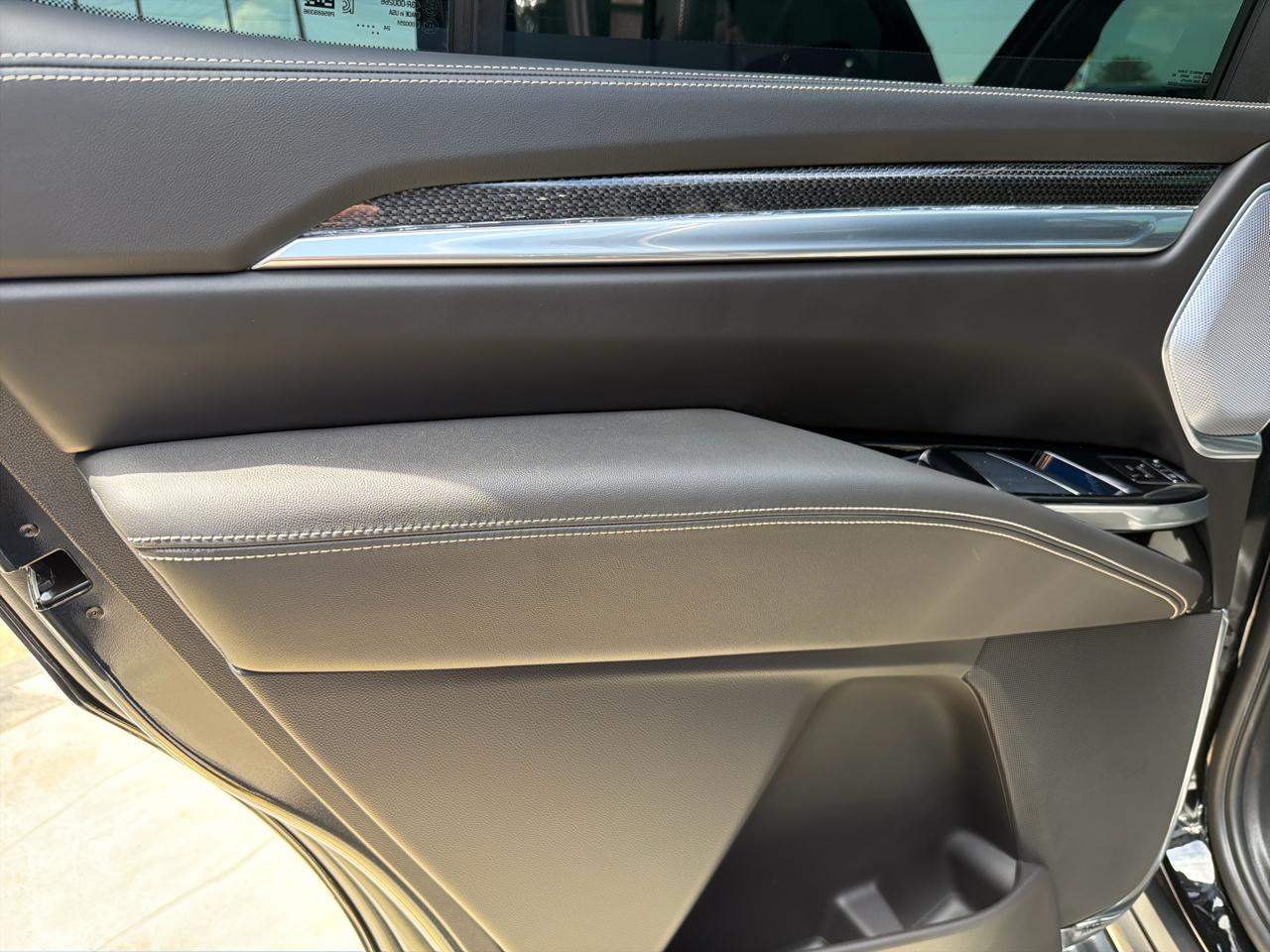 Cadillac Escalade V 4WD 2025