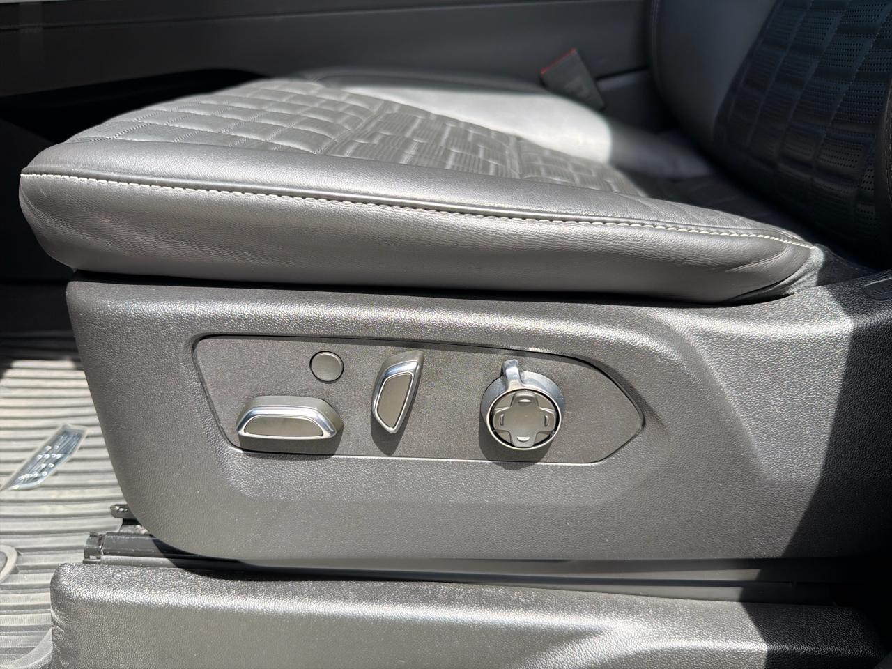 Cadillac Escalade V 4WD 2025