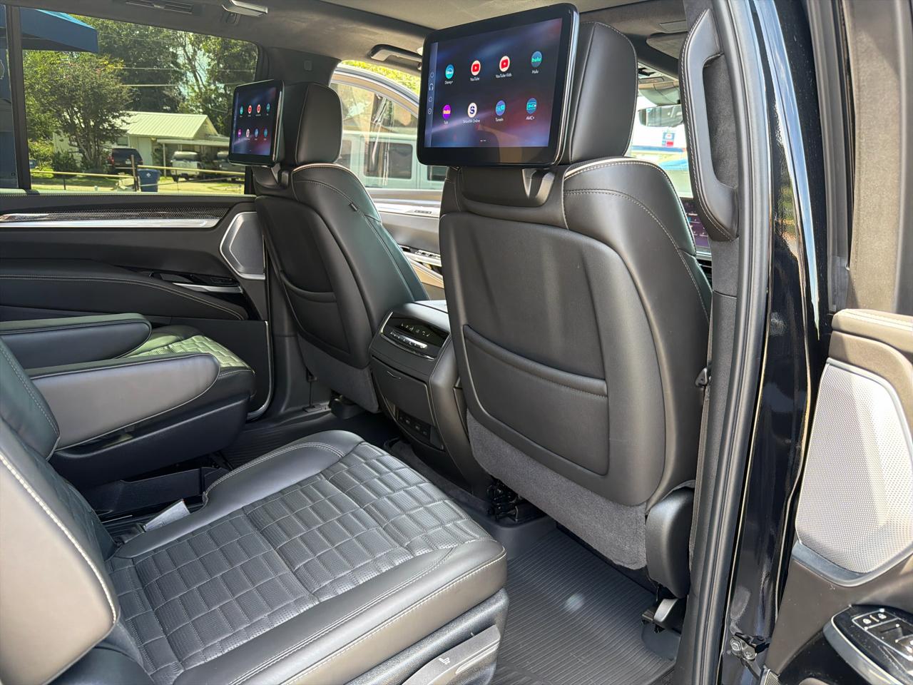 Cadillac Escalade V 4WD 2025
