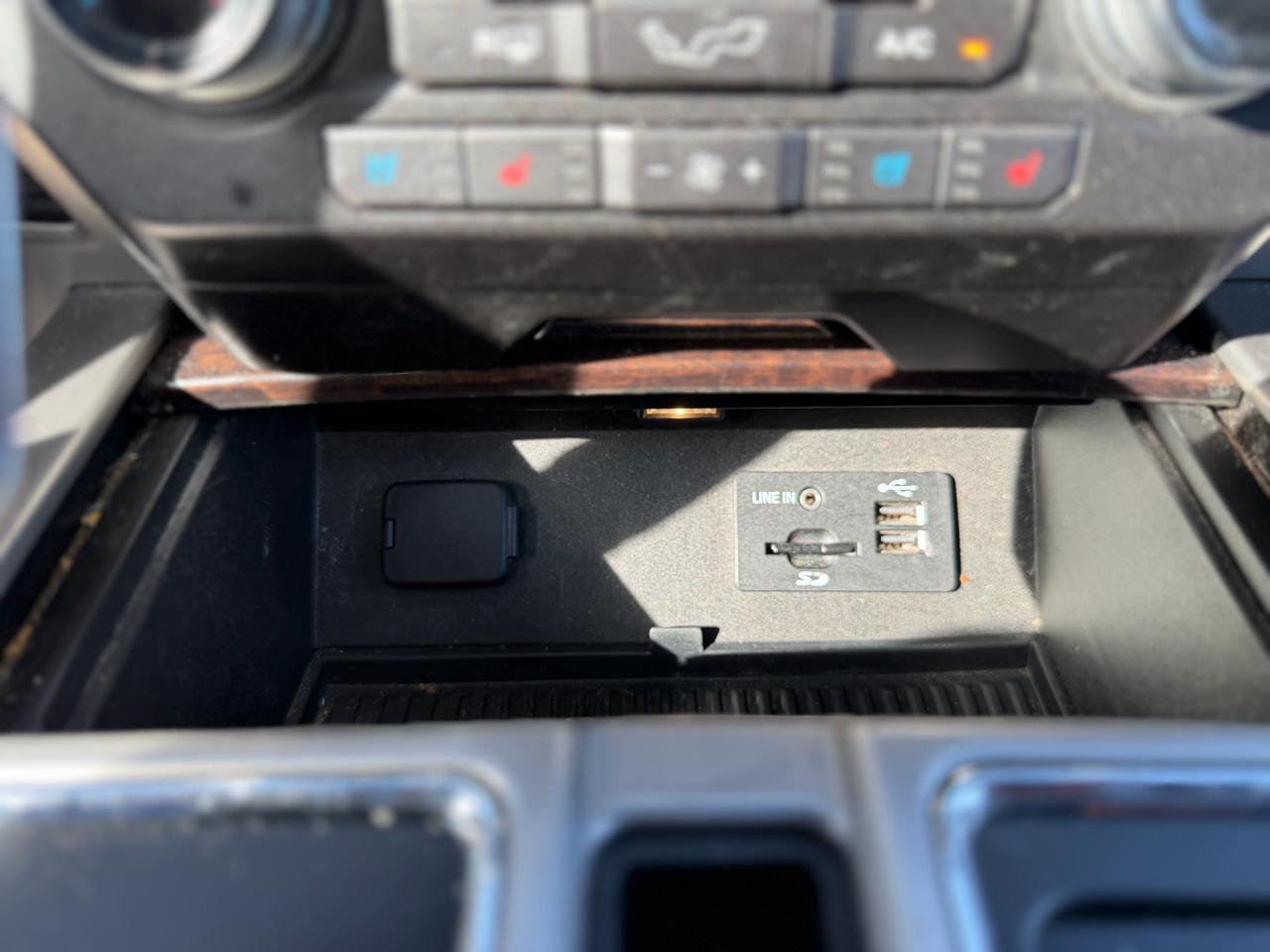 Ford F-150 Platinum SuperCrew 4WD 2015