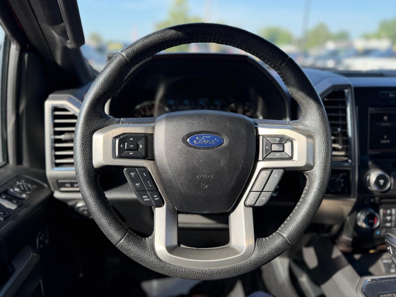 Ford F-150 Platinum SuperCrew 4WD 2015
