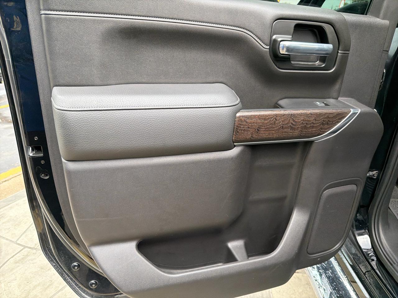 GMC Sierra 1500 Denali Crew Cab 4WD 2021