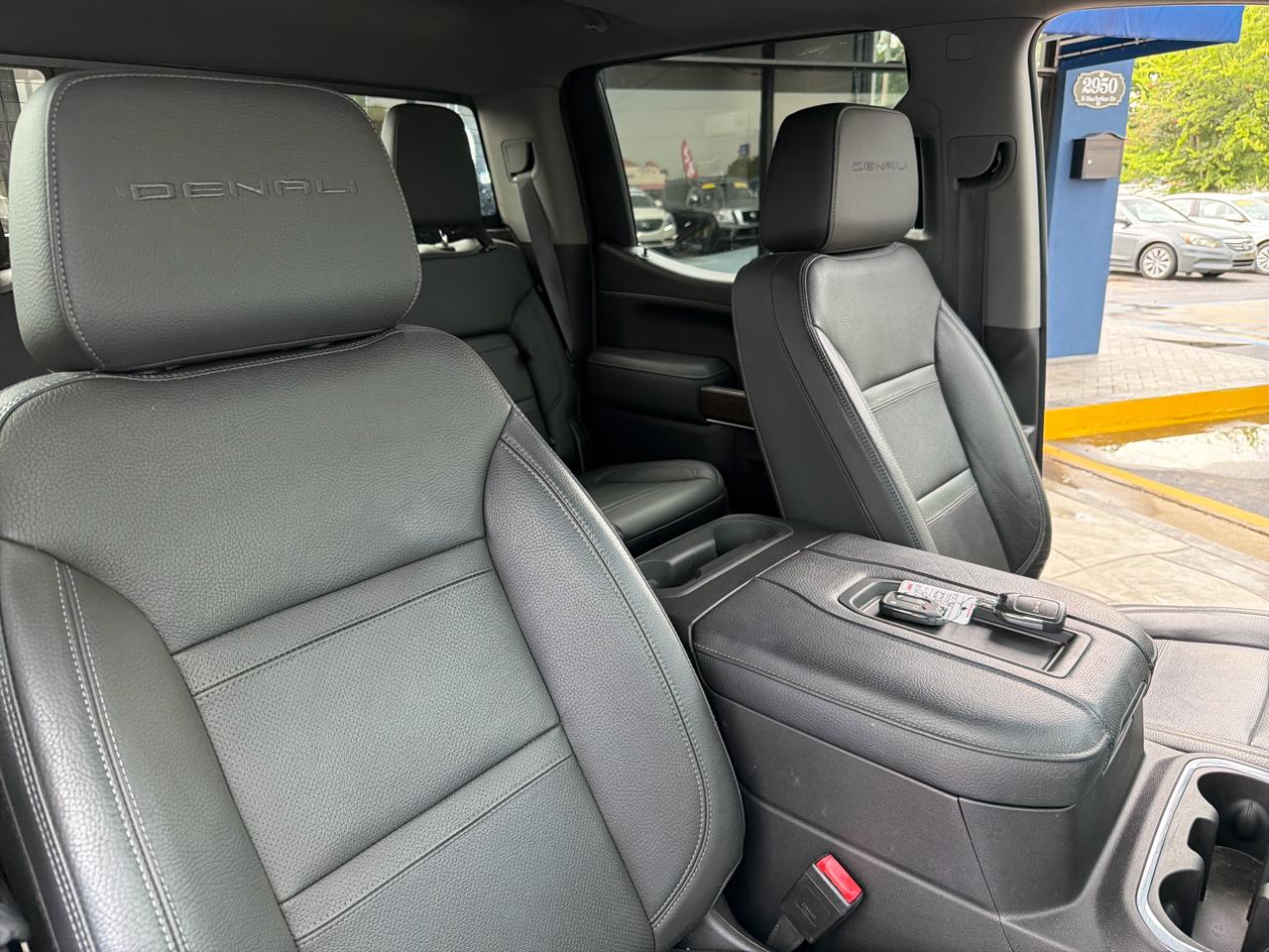 GMC Sierra 1500 Denali Crew Cab 4WD 2021