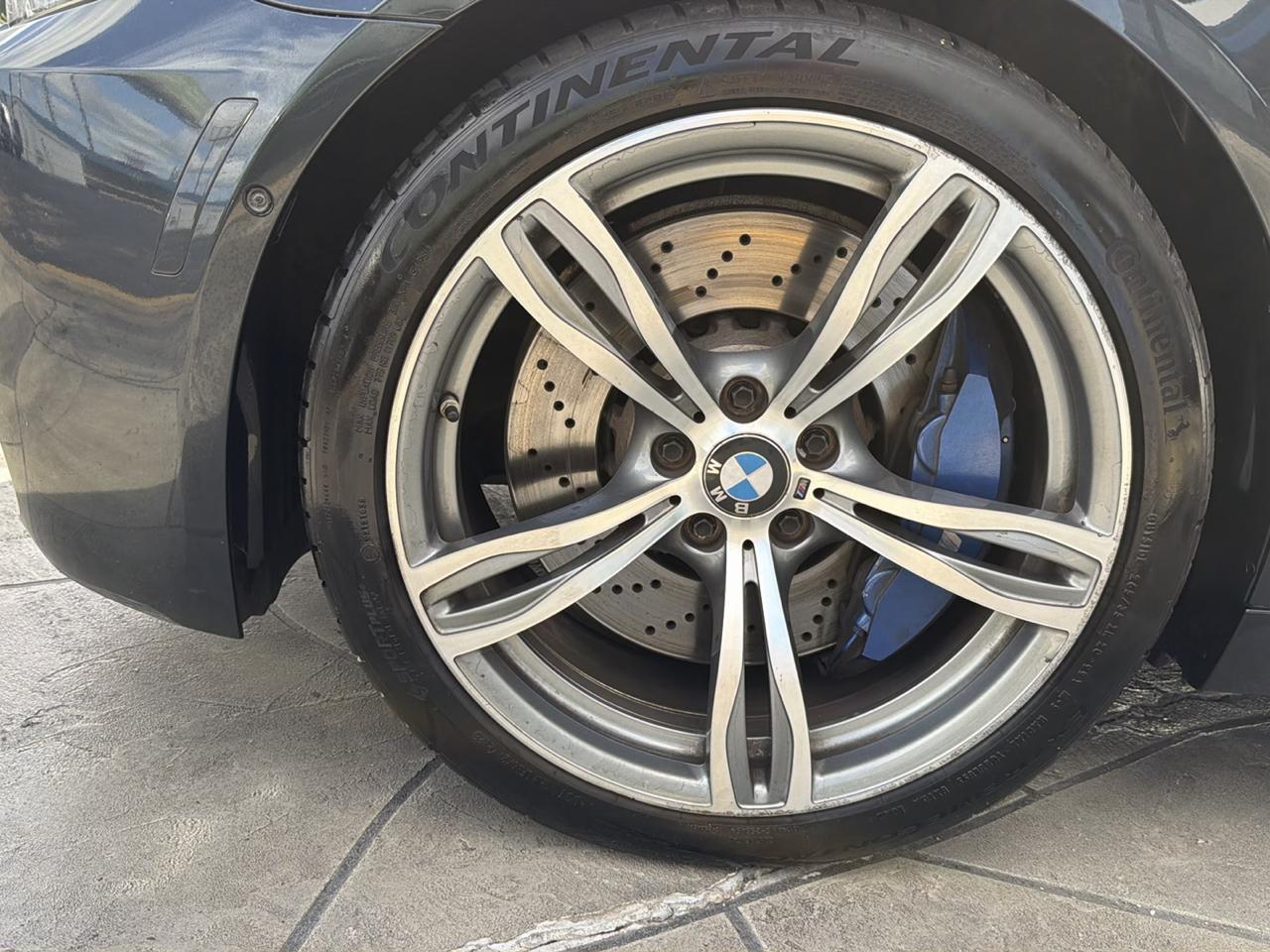 BMW M5 Sedan 2013