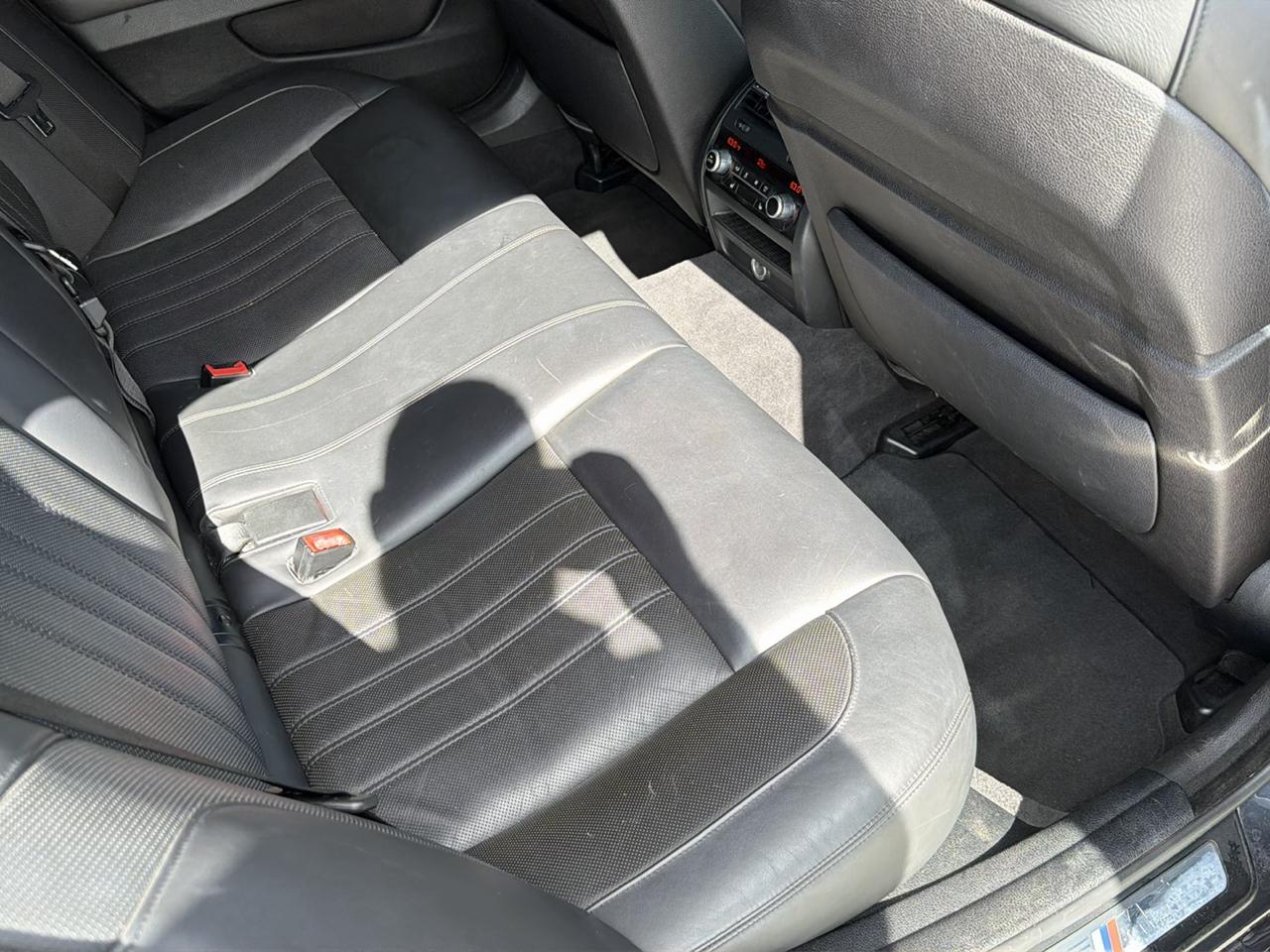 BMW M5 Sedan 2013