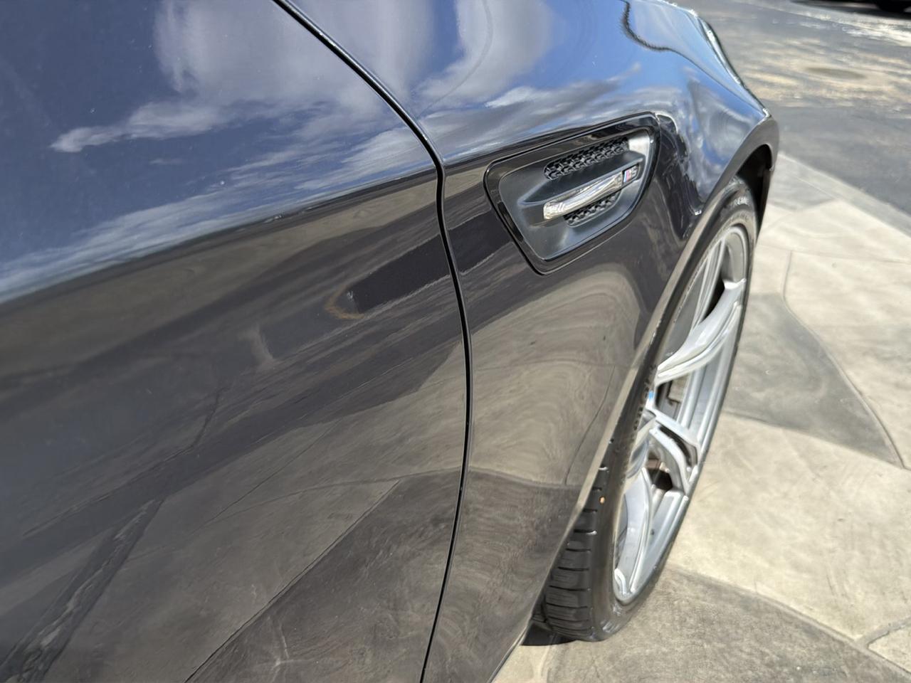 BMW M5 Sedan 2013