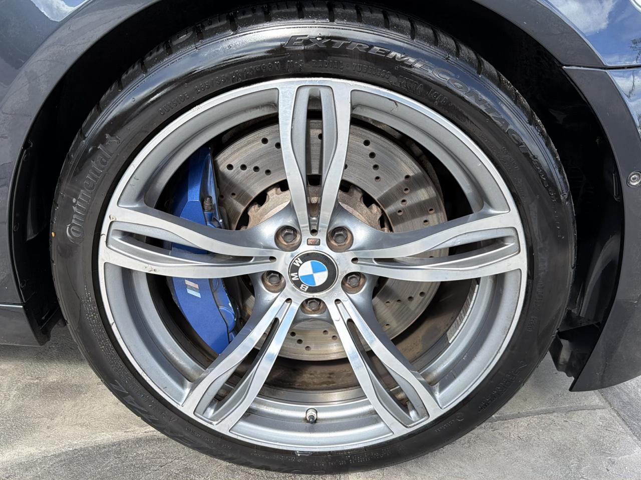 BMW M5 Sedan 2013