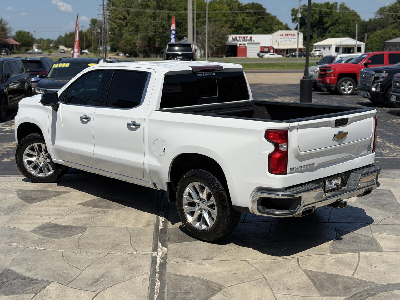 Chevrolet Silverado 1500 Limited LTZ Crew Cab 4WD 2022