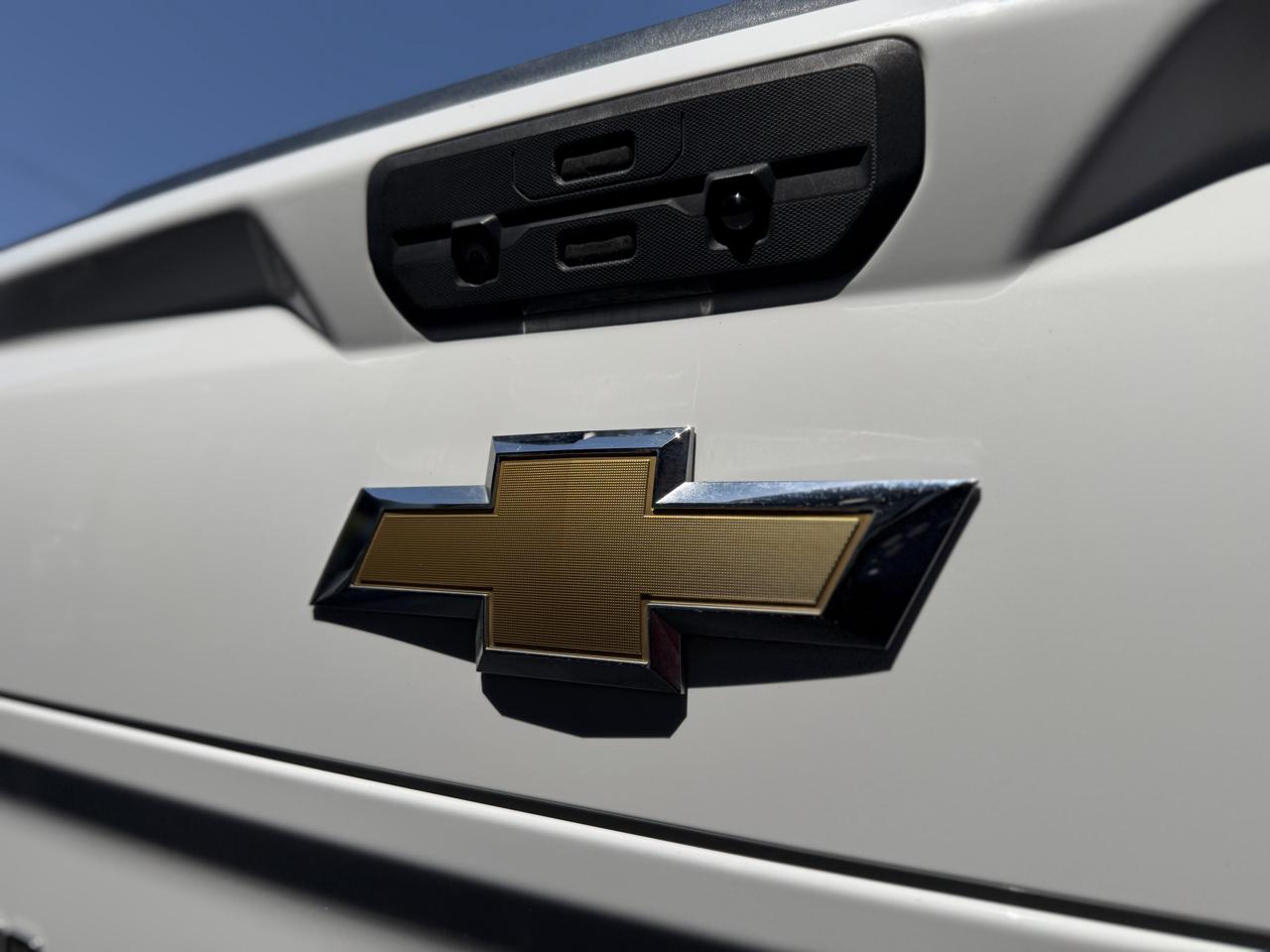 Chevrolet Silverado 1500 Limited LTZ Crew Cab 4WD 2022