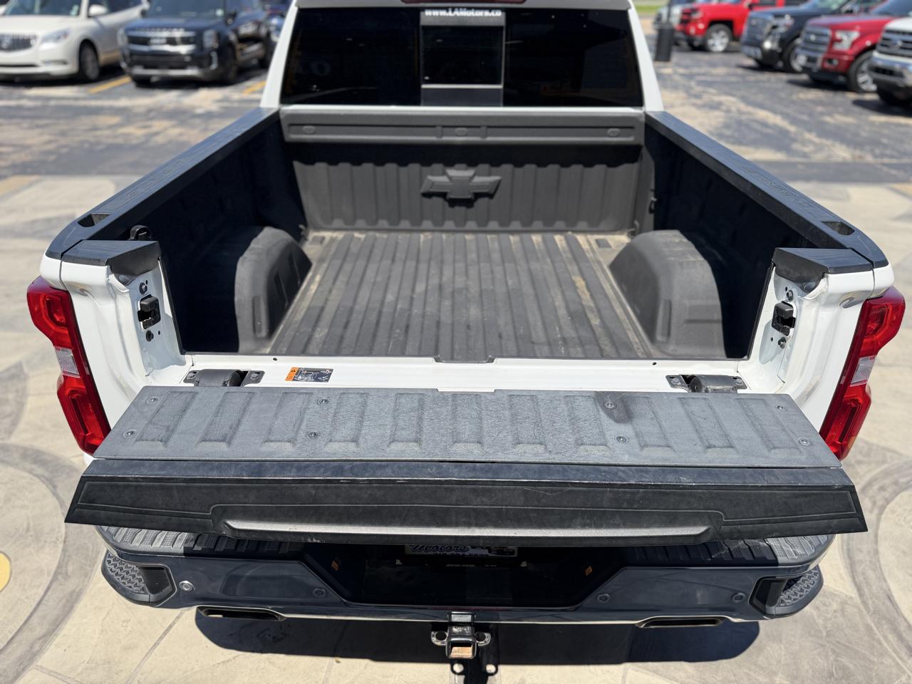 Chevrolet Silverado 1500 Limited LTZ Crew Cab 4WD 2022