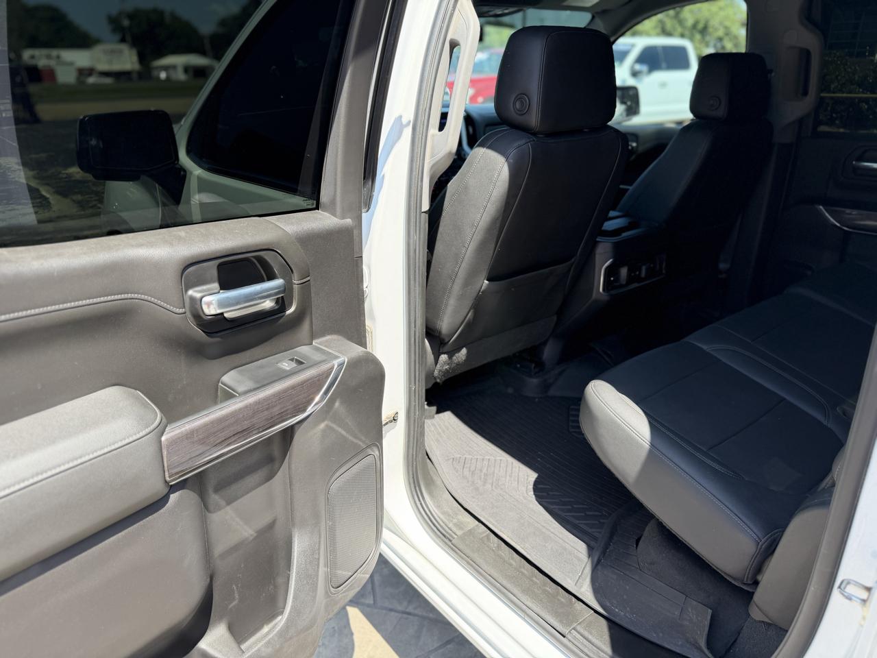 Chevrolet Silverado 1500 Limited LTZ Crew Cab 4WD 2022