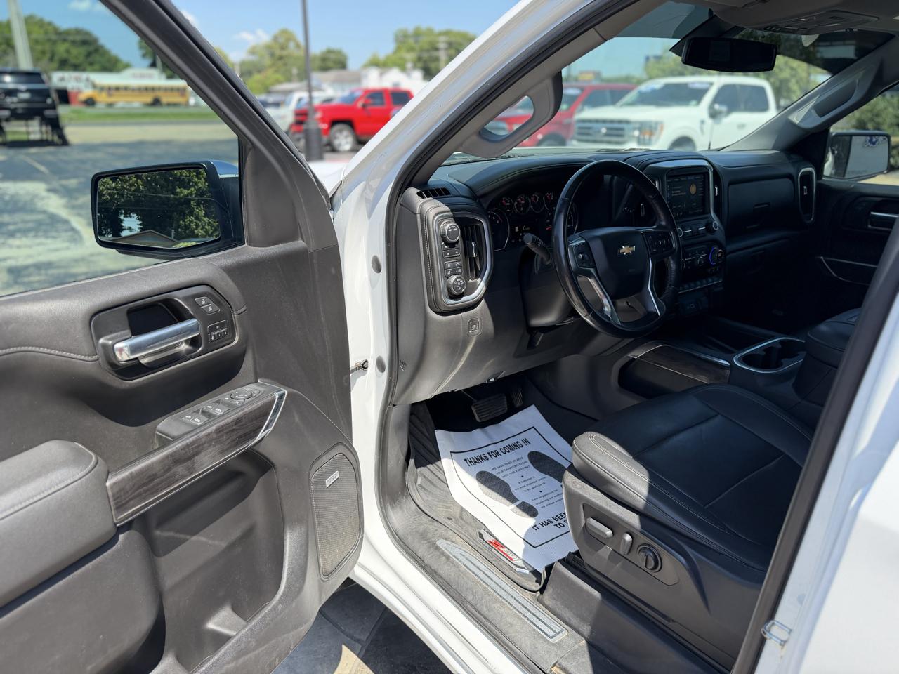 Chevrolet Silverado 1500 Limited LTZ Crew Cab 4WD 2022
