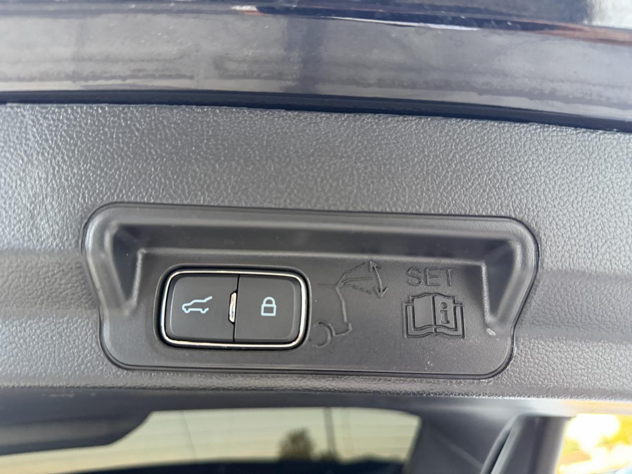 Ford Explorer ST AWD 2022