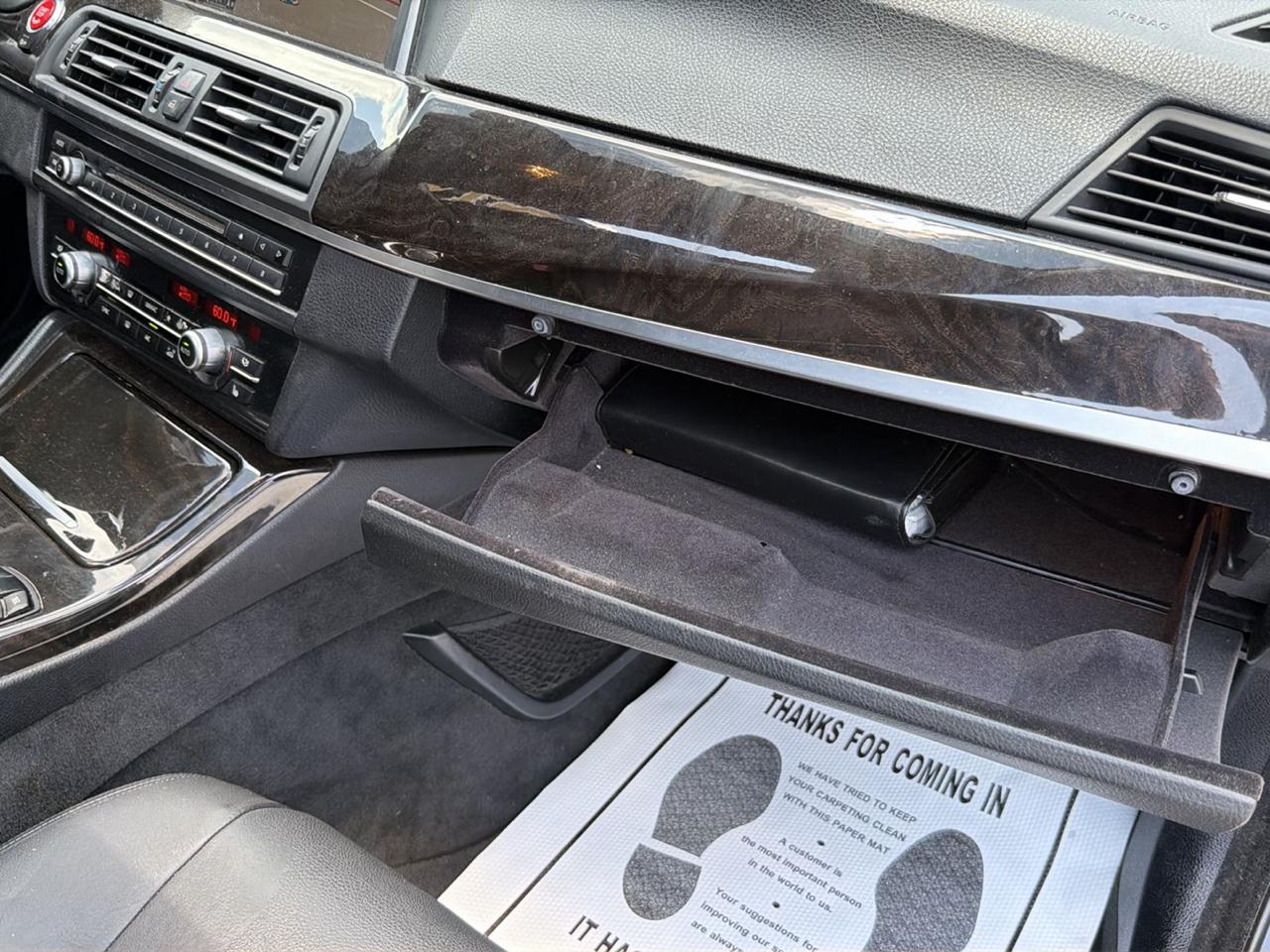 BMW 5-Series 535i 2015