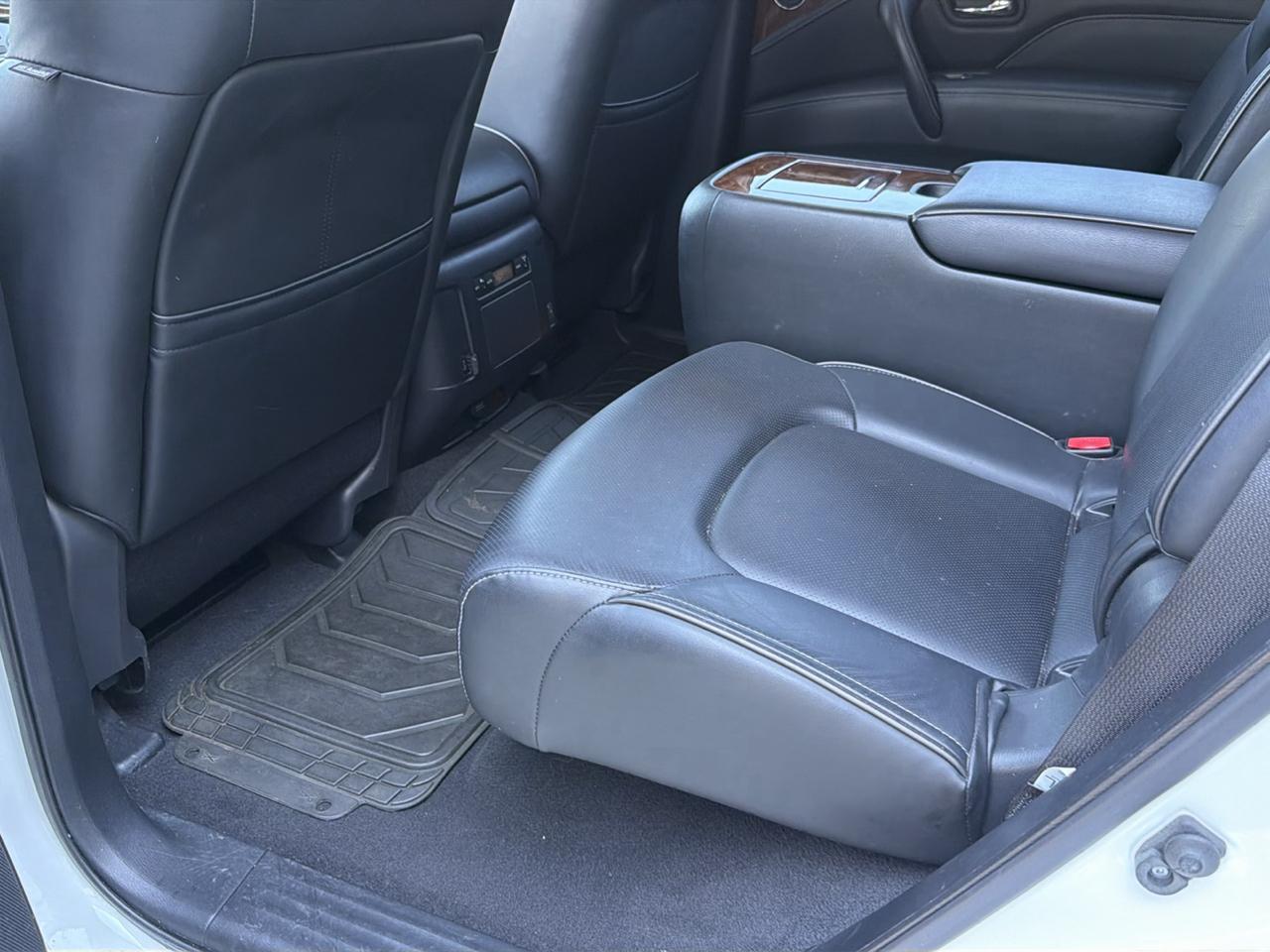 Infiniti QX80 LUXE 4WD 2019