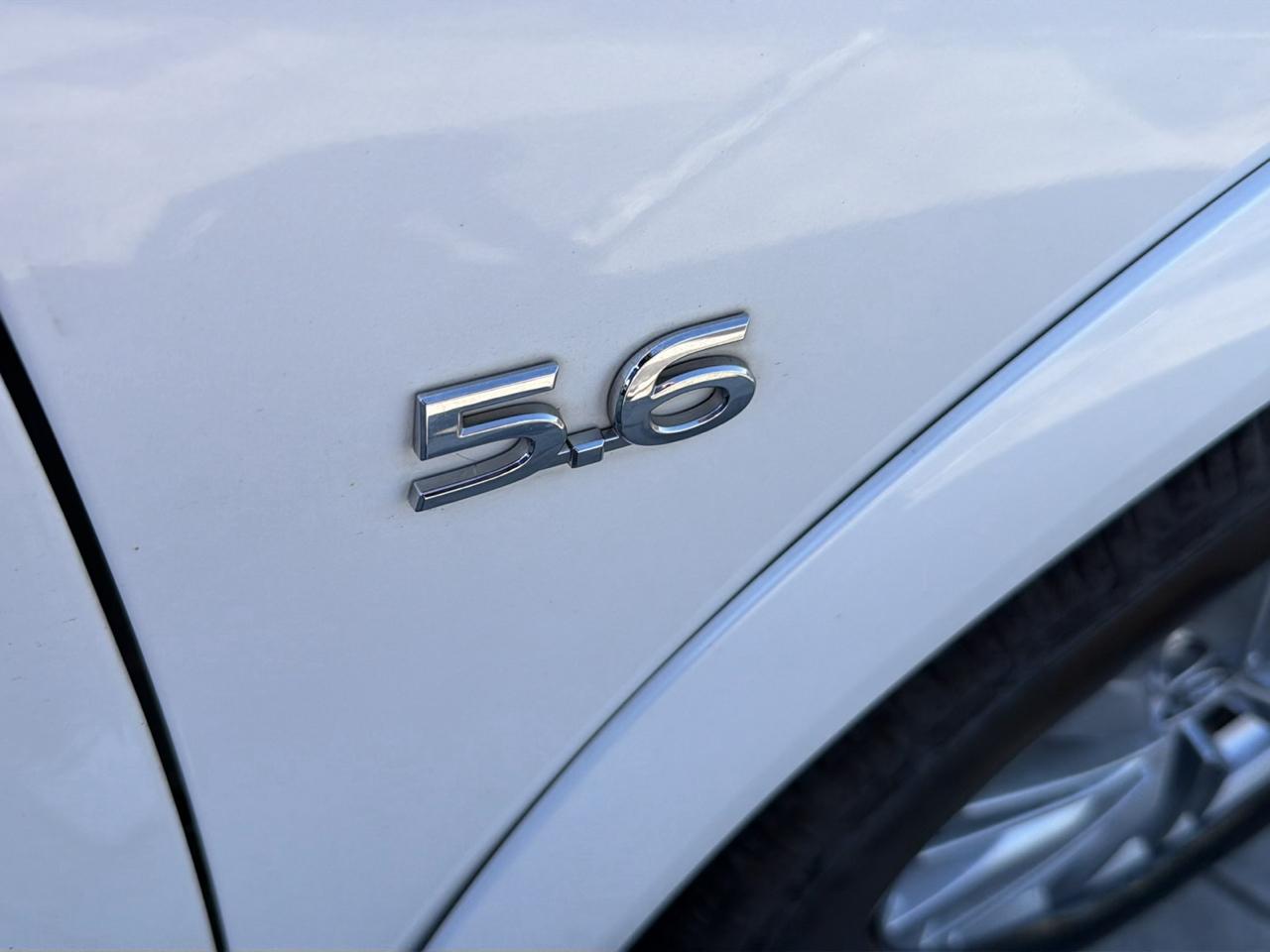 Infiniti QX80 LUXE 4WD 2019