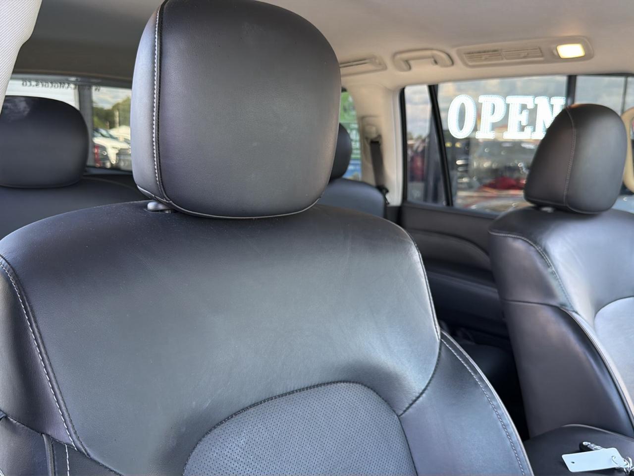 Infiniti QX80 LUXE 4WD 2019