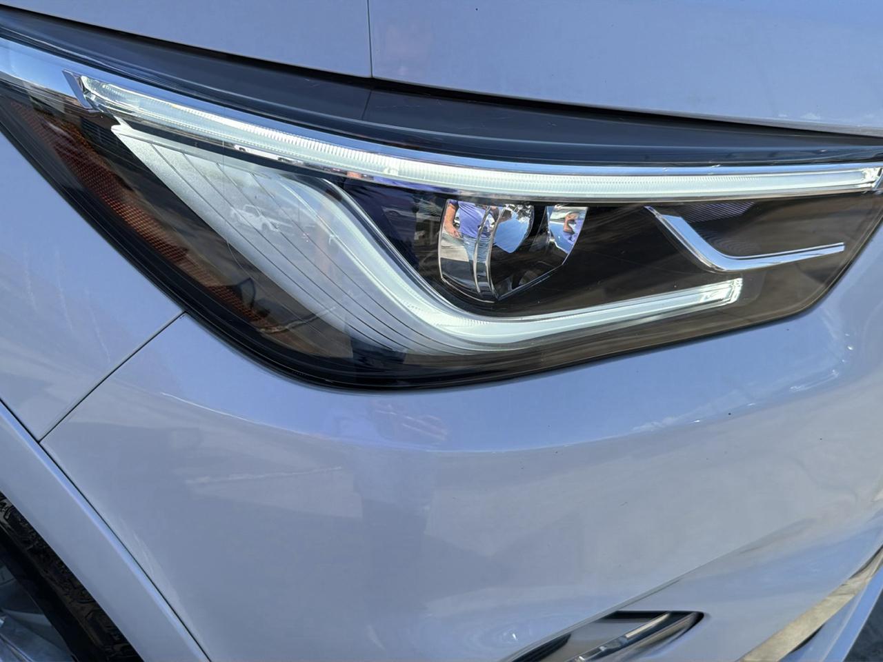 Infiniti QX80 LUXE 4WD 2019