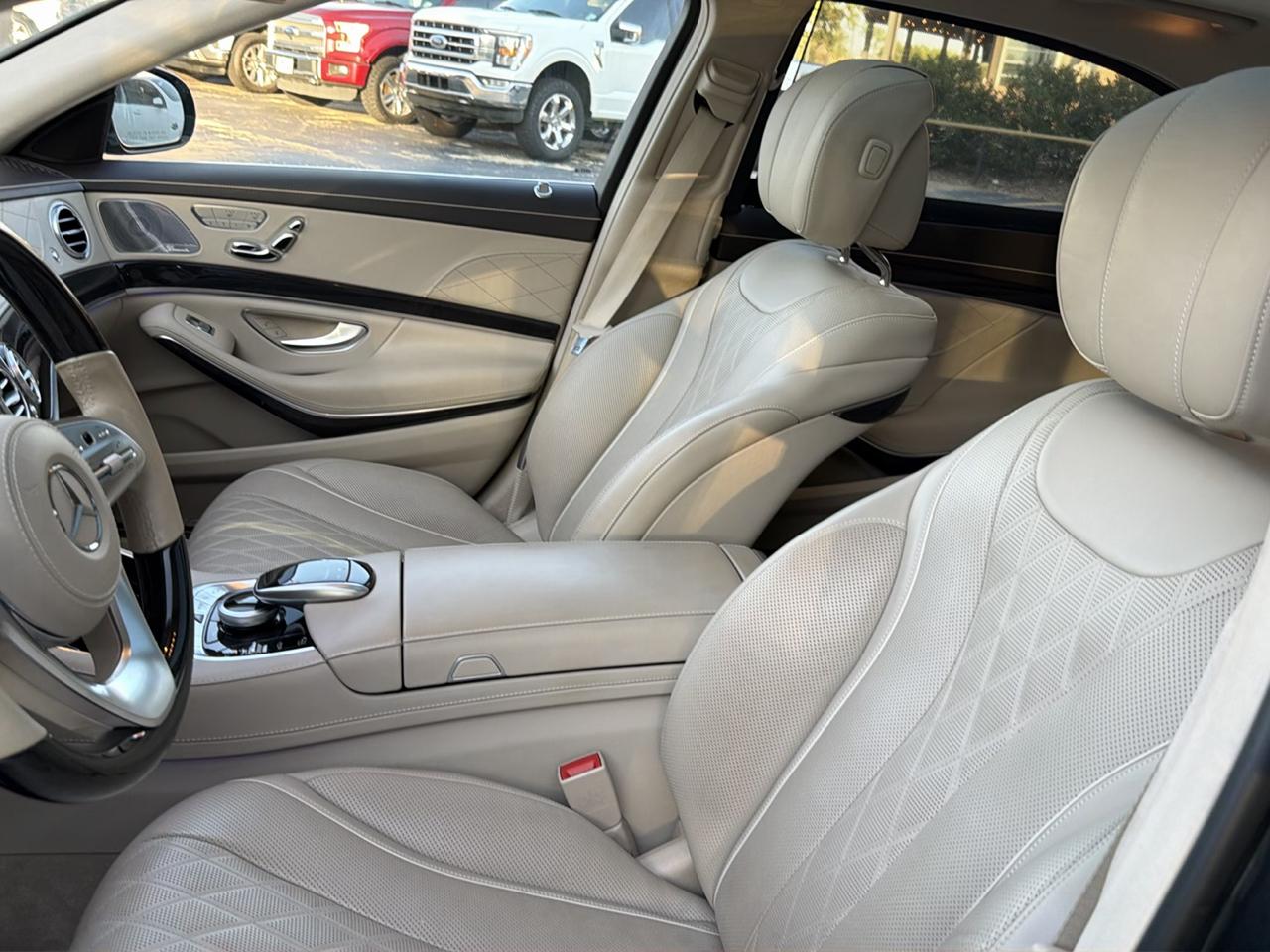 Mercedes-Benz S-Class S560 2019