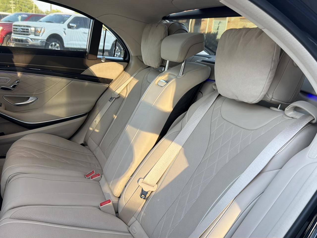 Mercedes-Benz S-Class S560 2019