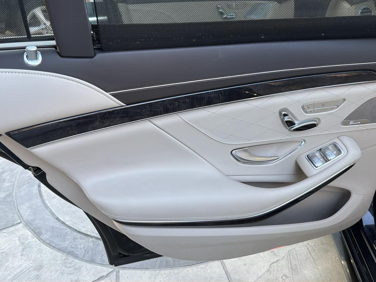 Mercedes-Benz S-Class S560 2019