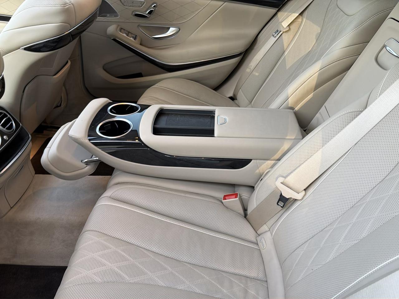 Mercedes-Benz S-Class S560 2019