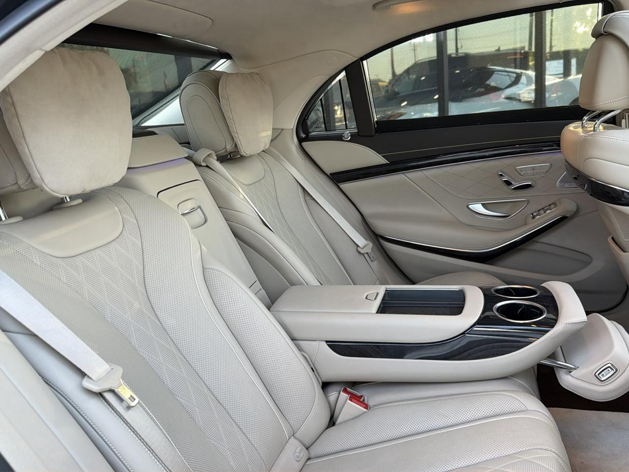 Mercedes-Benz S-Class S560 2019
