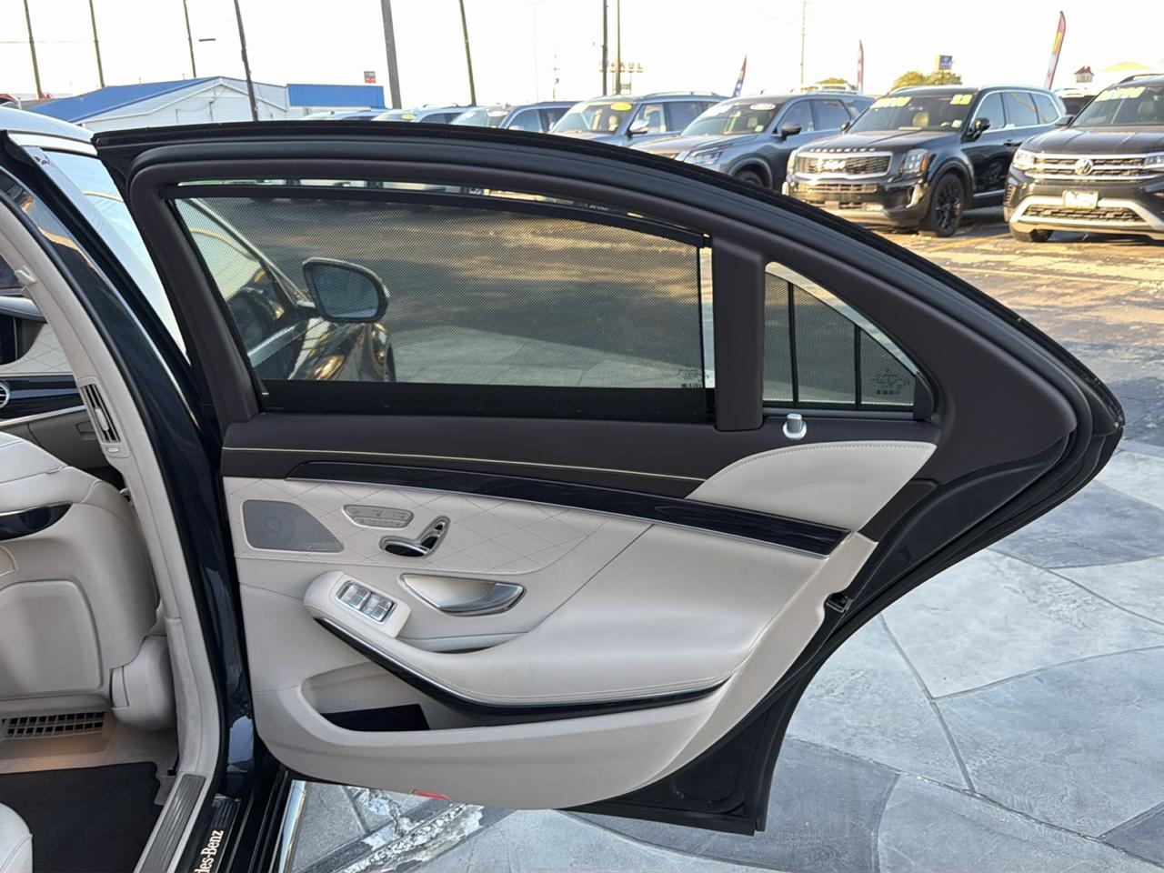 Mercedes-Benz S-Class S560 2019