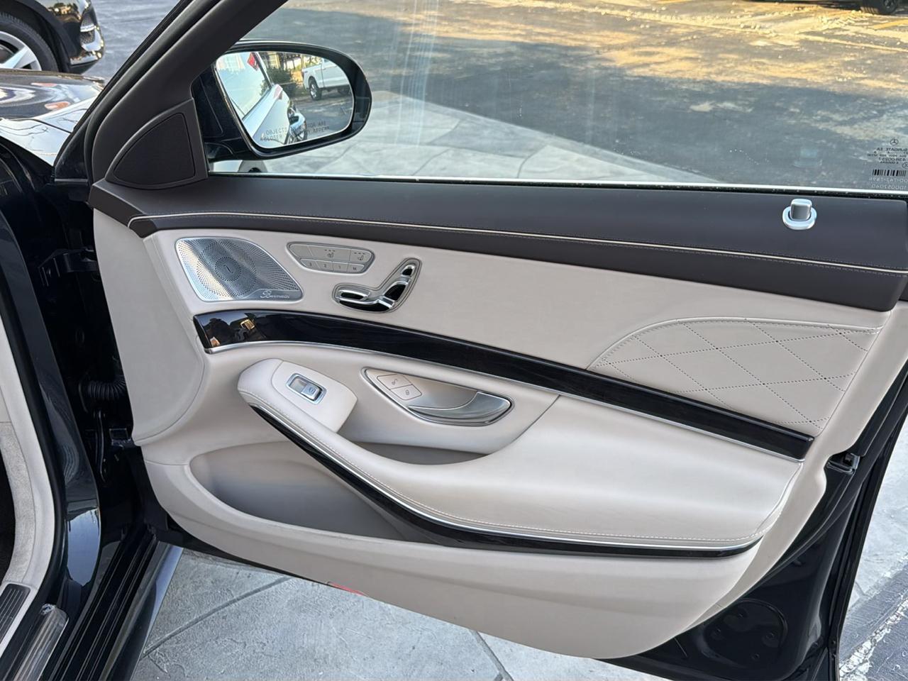 Mercedes-Benz S-Class S560 2019