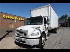 2015 Freightliner M2-106 